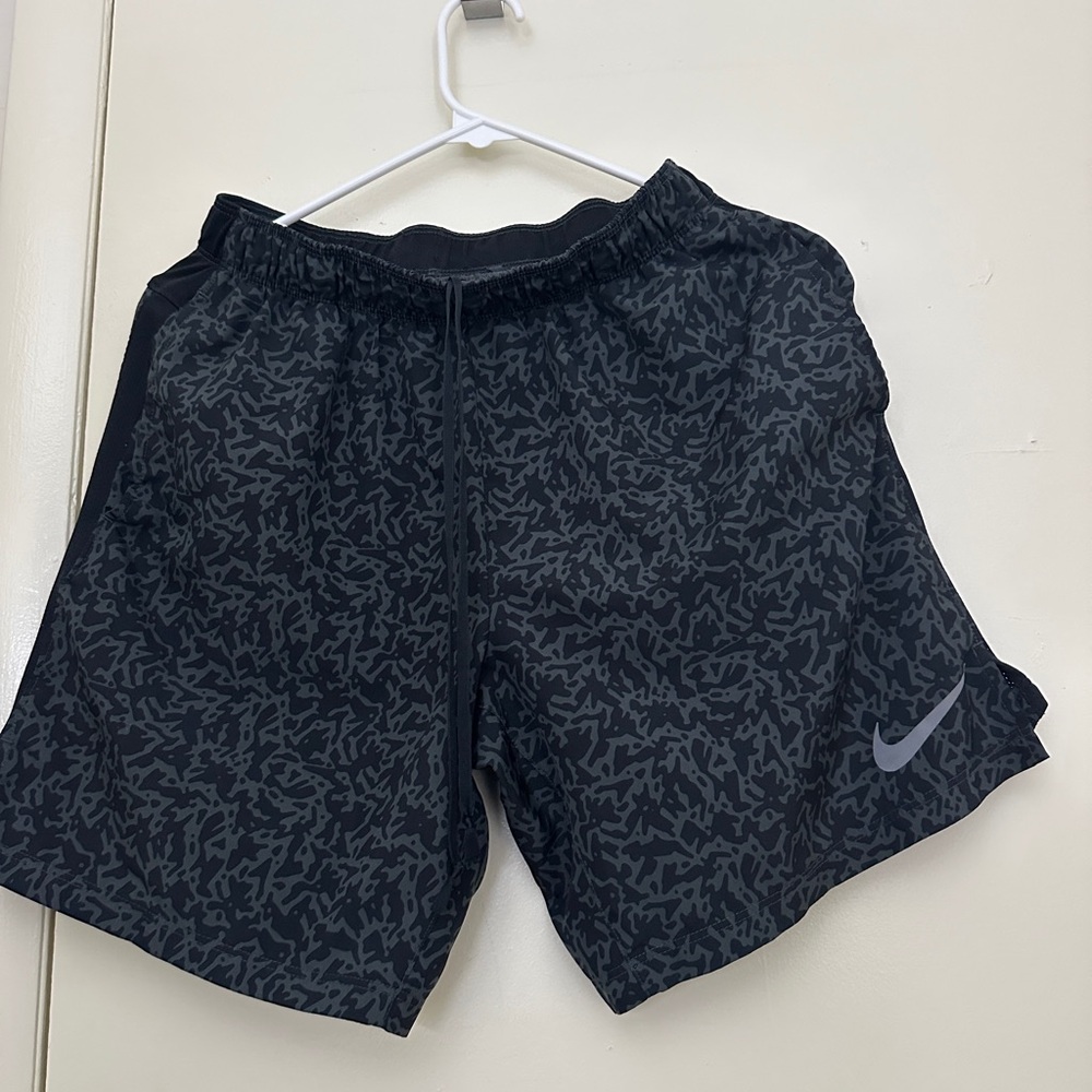 Nike short